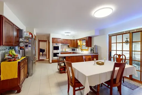 1803 River Ridge Circle Naperville IL 60565