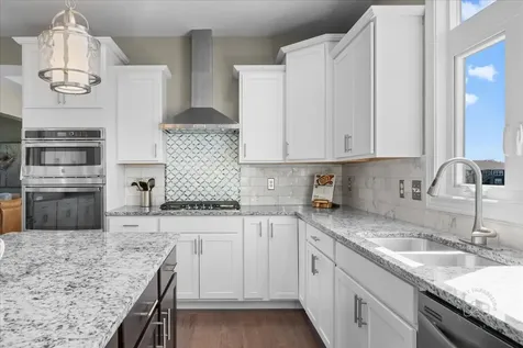 39W509 Norton Lake Drive St. Charles IL 60175