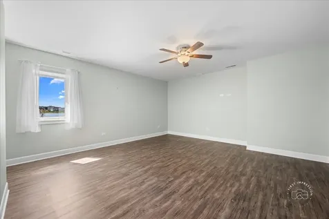 39W509 Norton Lake Drive St. Charles IL 60175