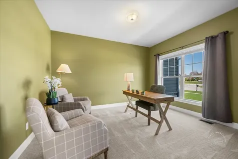 39W509 Norton Lake Drive St. Charles IL 60175
