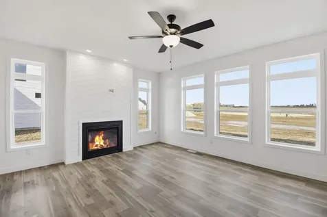 1420 Tinley Lane Mahomet IL 61853