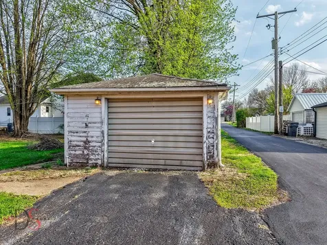 305 Thompson Street Ottawa IL 61350