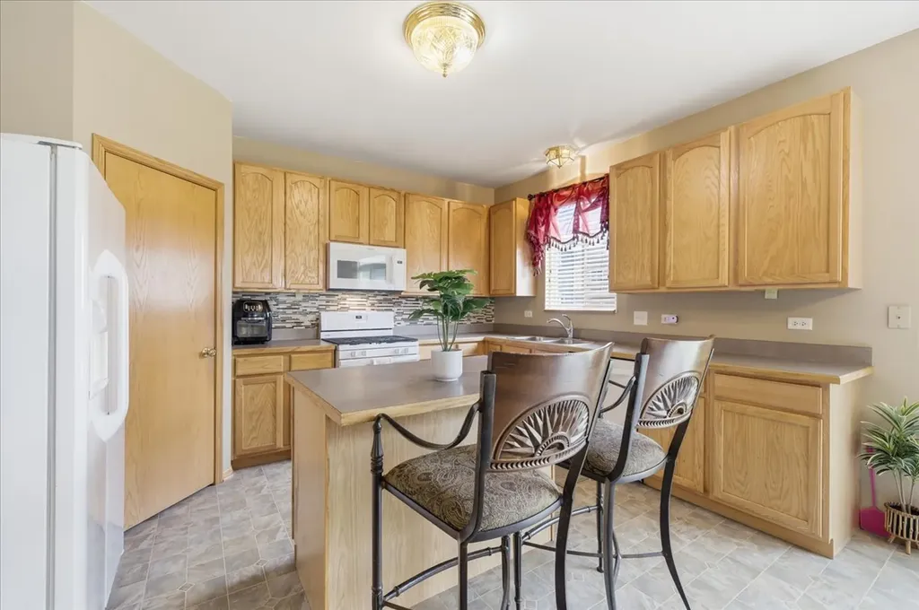 1916 Castle Ridge Drive Plainfield IL 60586
