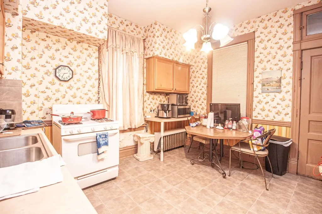 2545 North Monticello Avenue Chicago IL 60647