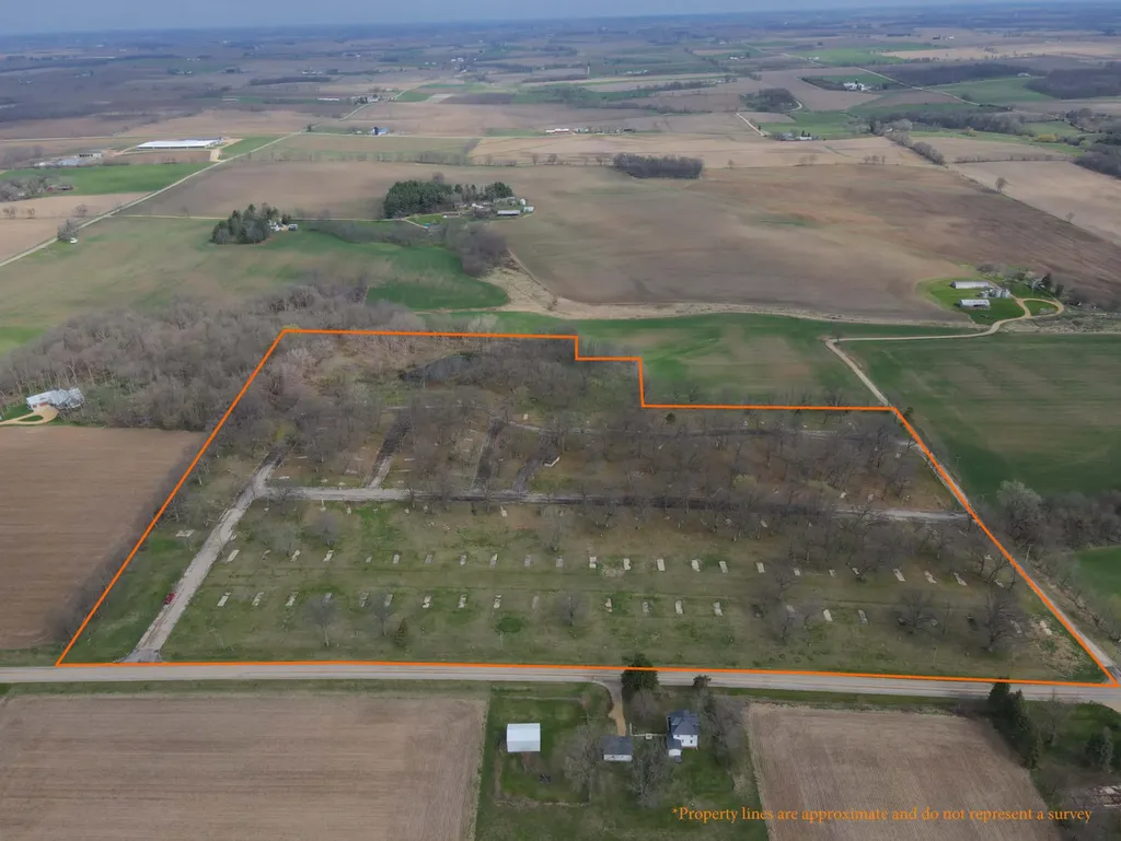 4500 E. River Road Ridott IL 61067