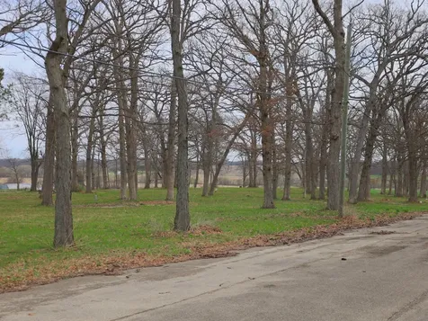 4500 E. River Road Ridott IL 61067