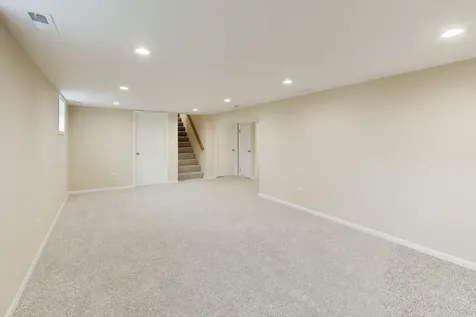 5921 North Melvina Avenue Chicago IL 60646