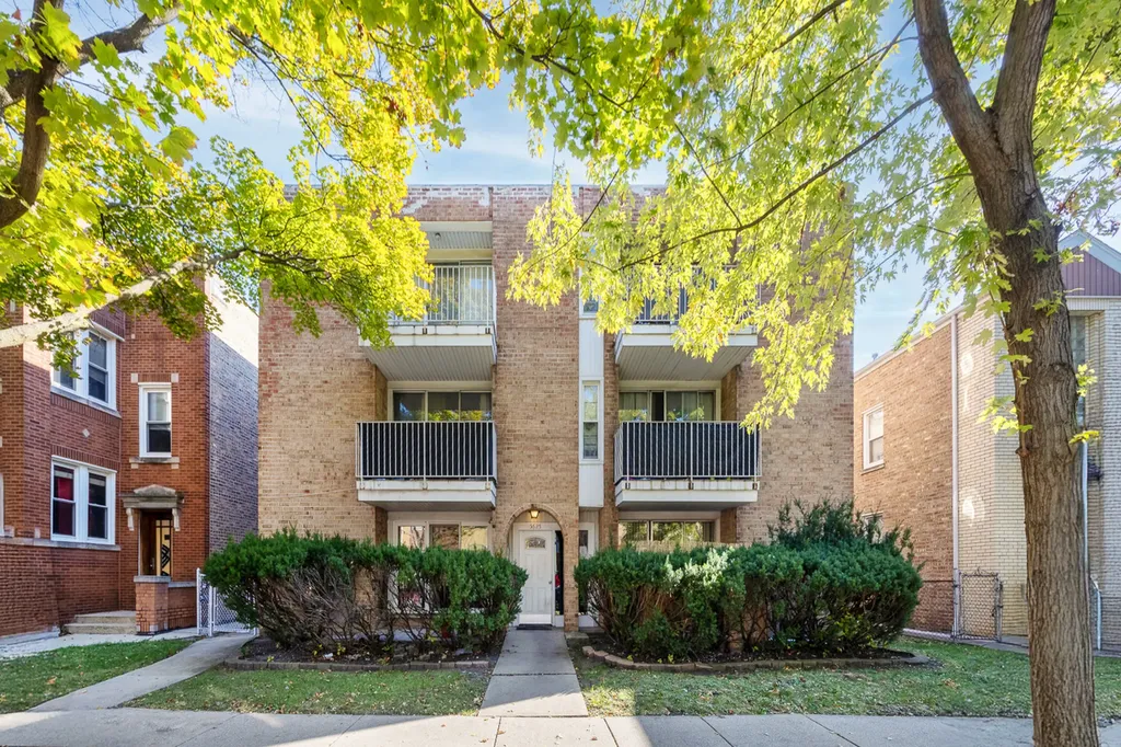 5627 North Kimball Avenue Chicago IL 60659