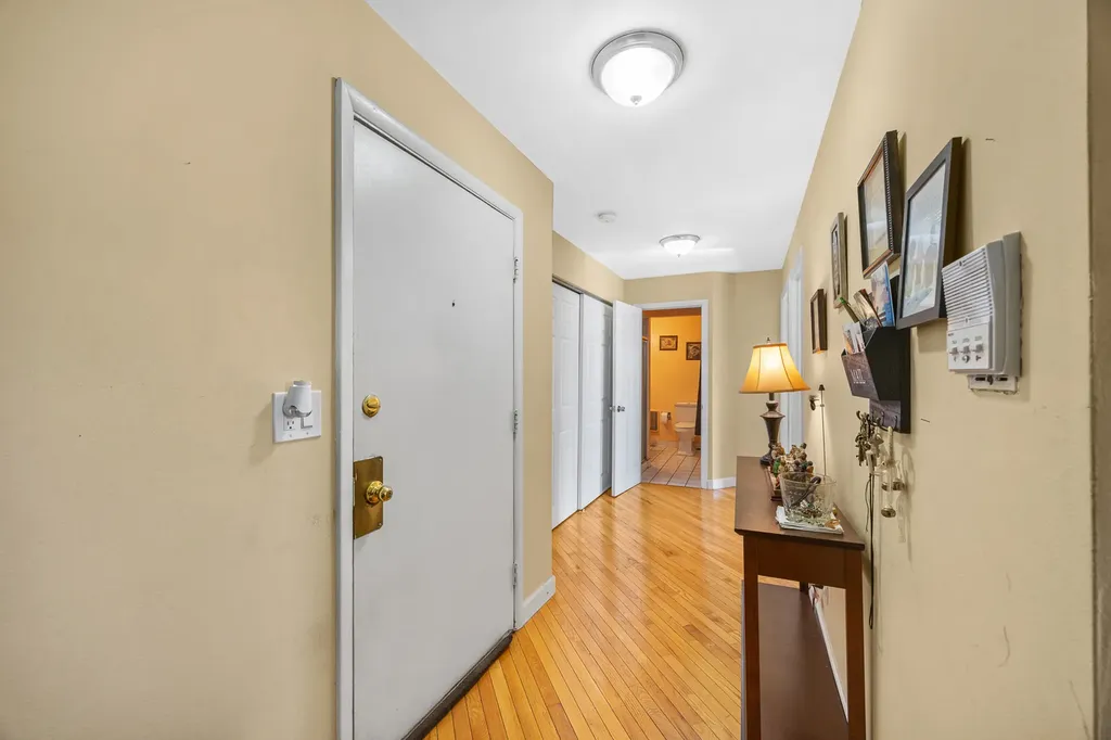 5627 North Kimball Avenue Chicago IL 60659