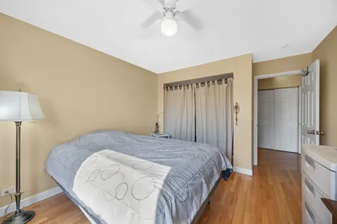 5627 North Kimball Avenue Chicago IL 60659