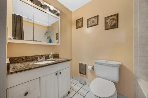 5627 North Kimball Avenue Chicago IL 60659