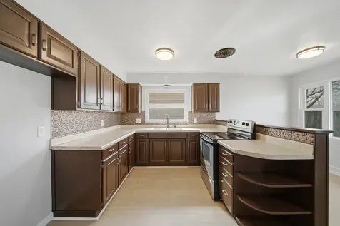 808 West 15th Street Sterling IL 61081