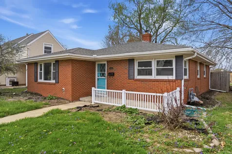 808 West 15th Street Sterling IL 61081