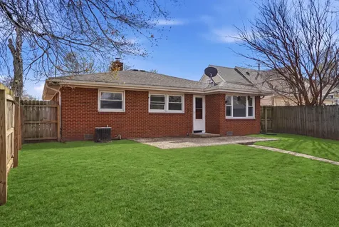 808 West 15th Street Sterling IL 61081