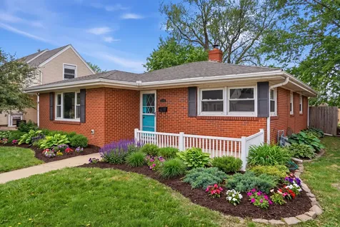 808 West 15th Street Sterling IL 61081