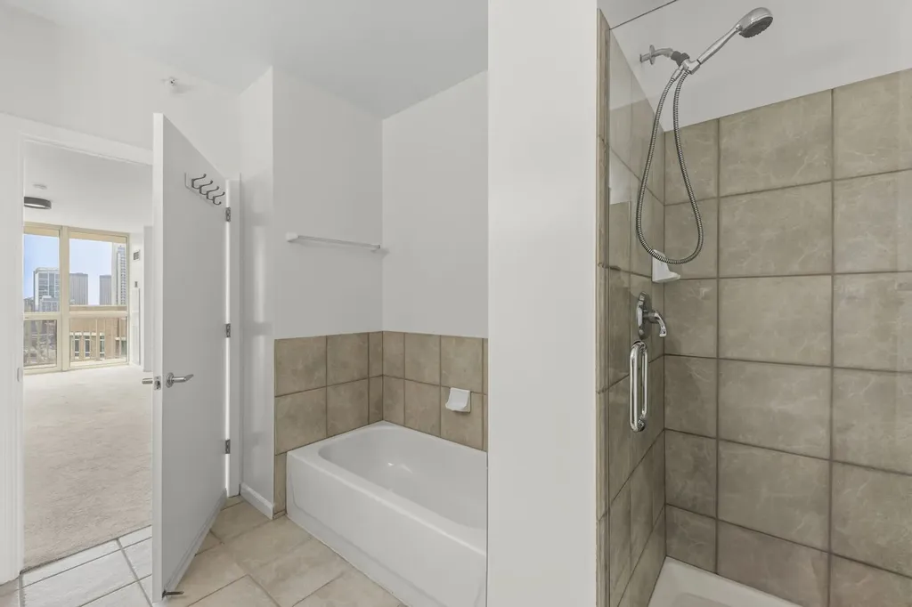 645 North Kingsbury Street Chicago IL 60654