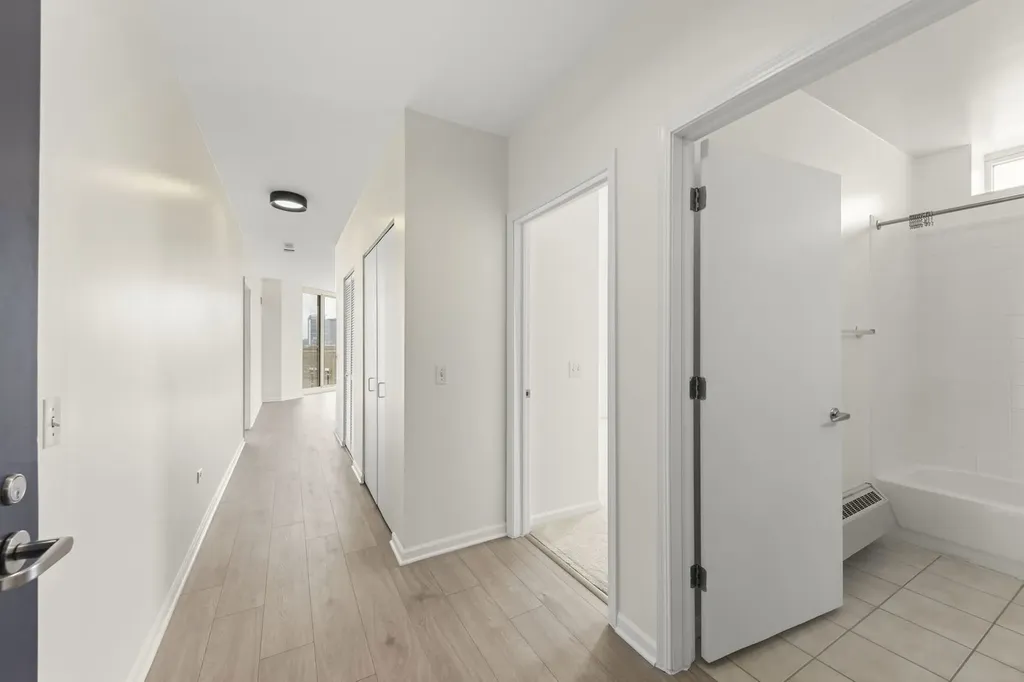 645 North Kingsbury Street Chicago IL 60654