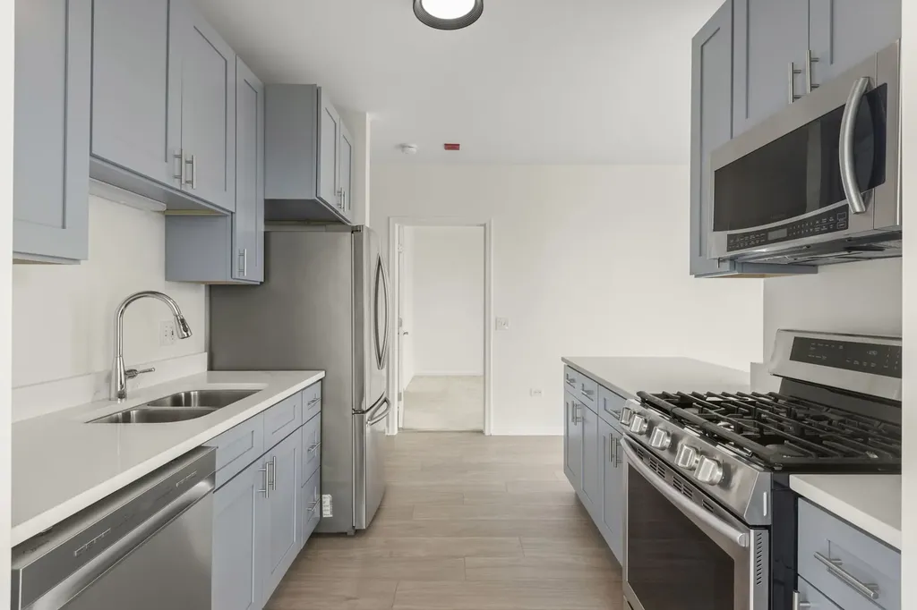 645 North Kingsbury Street Chicago IL 60654