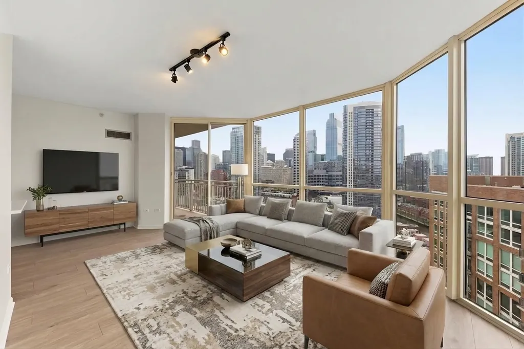 645 North Kingsbury Street Chicago IL 60654