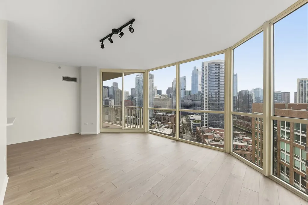 645 North Kingsbury Street Chicago IL 60654