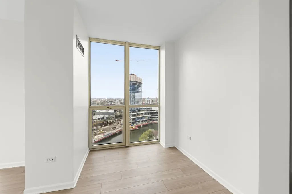 645 North Kingsbury Street Chicago IL 60654