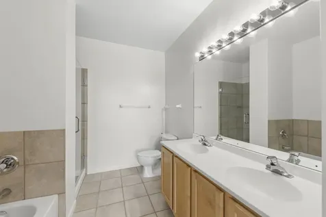 645 North Kingsbury Street Chicago IL 60654