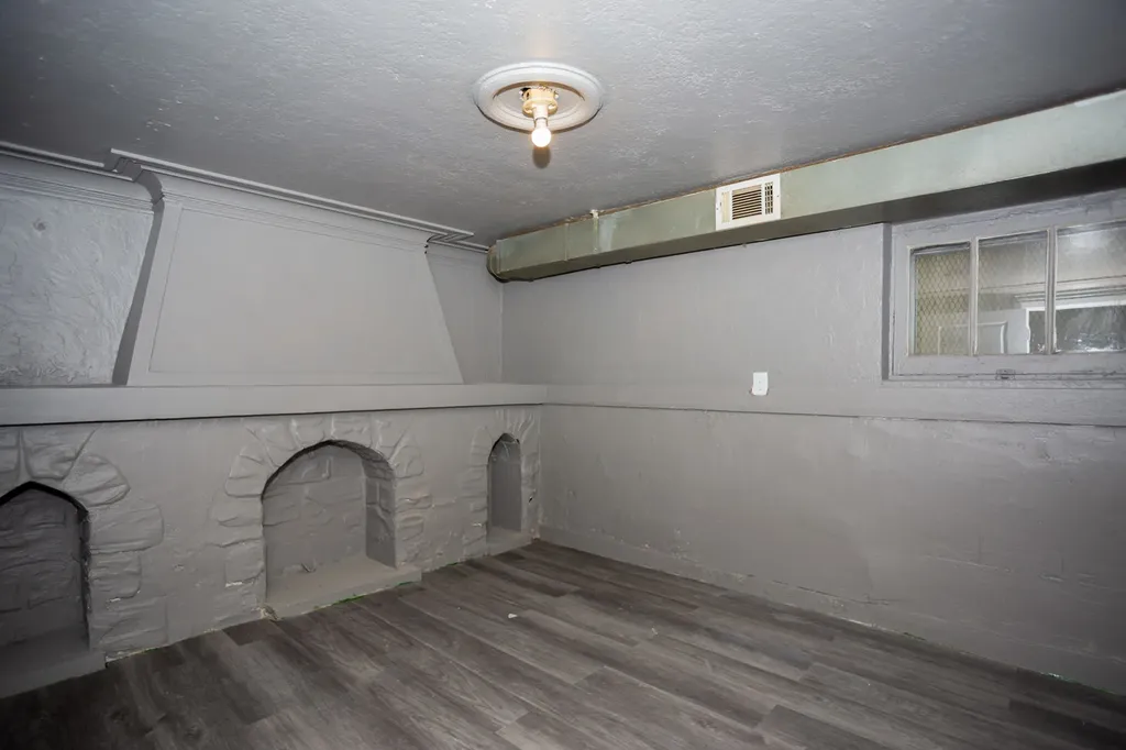 7500 South Honore Street Chicago IL 60620