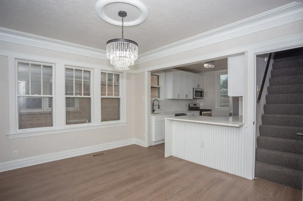 7500 South Honore Street Chicago IL 60620