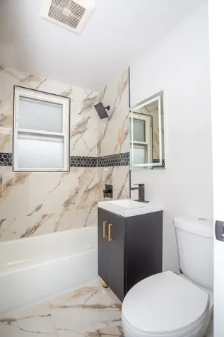 7500 South Honore Street Chicago IL 60620