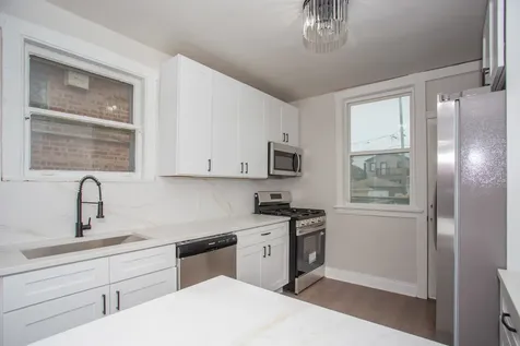 7500 South Honore Street Chicago IL 60620