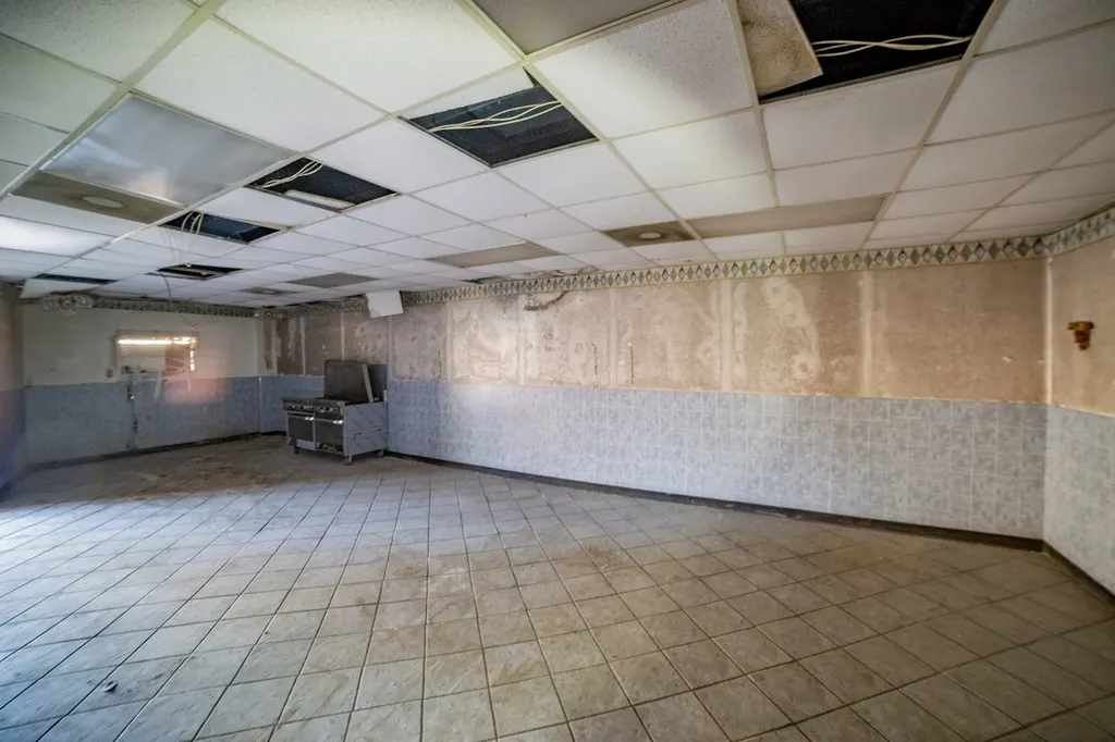 1423 West 79th Street Chicago IL 60620