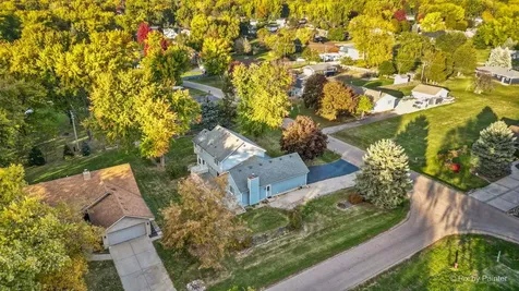 1045 Linda Lane Lake Holiday IL 60548