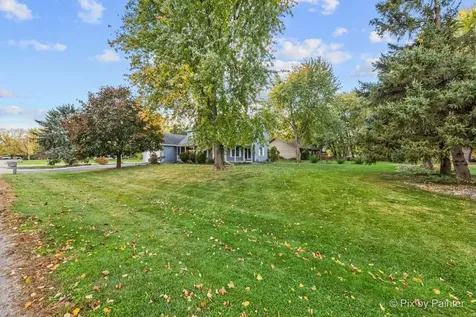 1045 Linda Lane Lake Holiday IL 60548