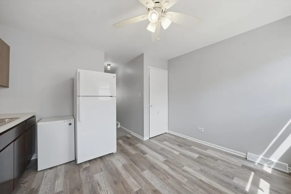 1140 East 81st Street Chicago IL 60619