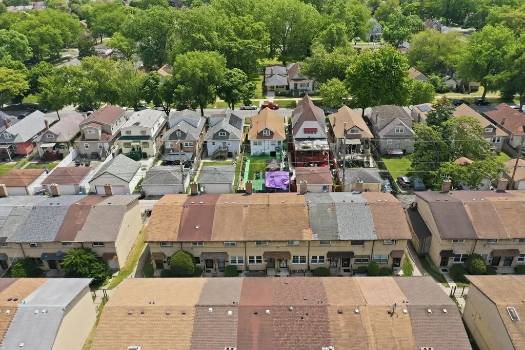 1140 East 81st Street Chicago IL 60619