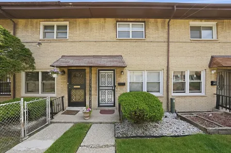1140 East 81st Street Chicago IL 60619