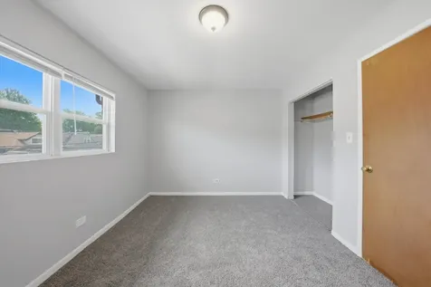 1140 East 81st Street Chicago IL 60619