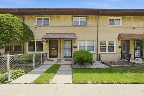 1140 East 81st Street Chicago IL 60619