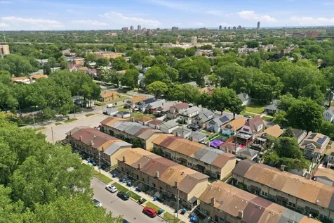 1140 East 81st Street Chicago IL 60619
