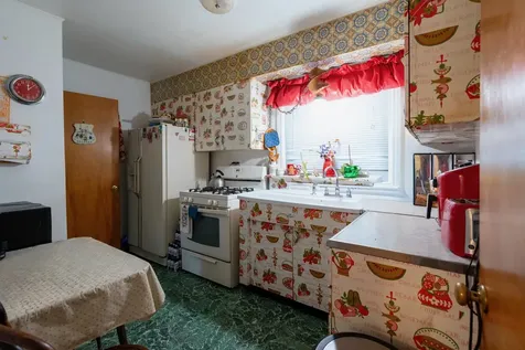 1744 Wesley Avenue Evanston IL 60201