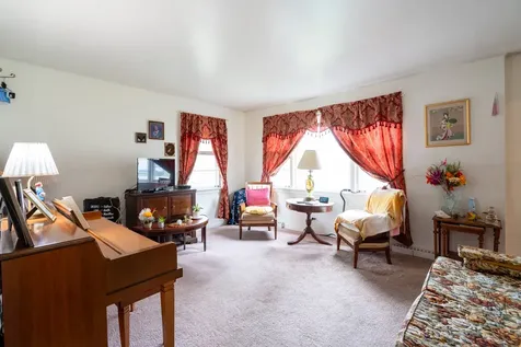 1744 Wesley Avenue Evanston IL 60201