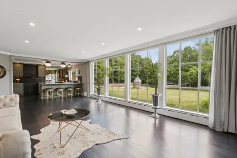 60 Ridge Road Barrington Hills IL 60010