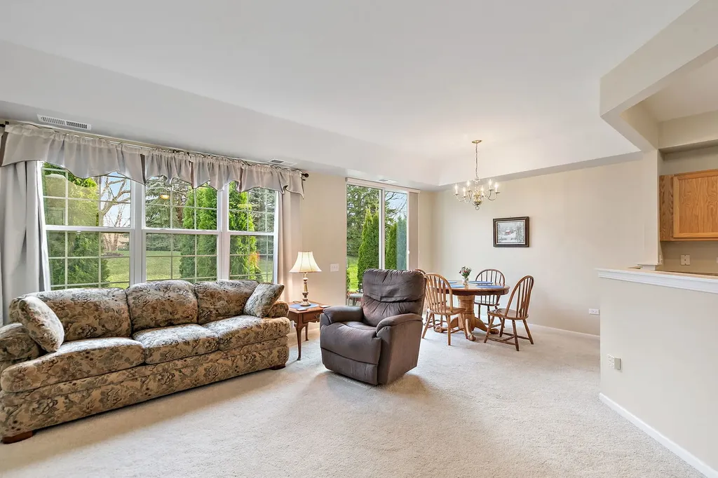 13529 Lehigh Street Huntley IL 60142