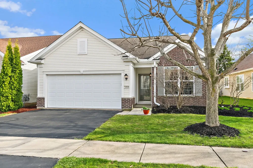 13529 Lehigh Street Huntley IL 60142
