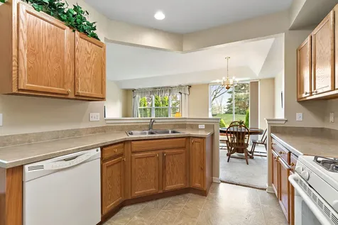13529 Lehigh Street Huntley IL 60142