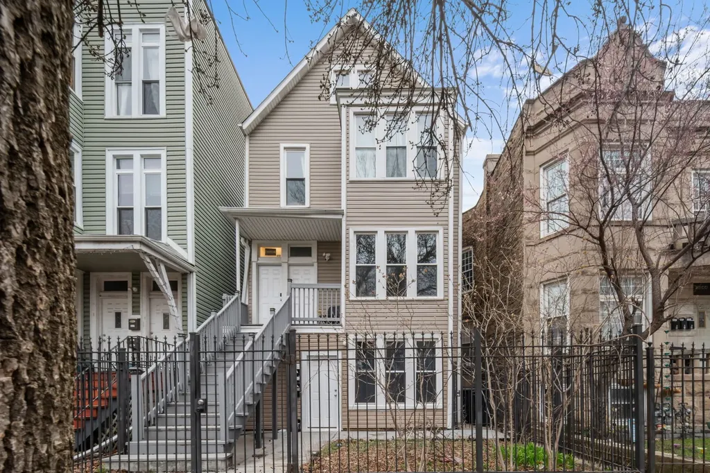 3646 West Wabansia Avenue Chicago IL 60647