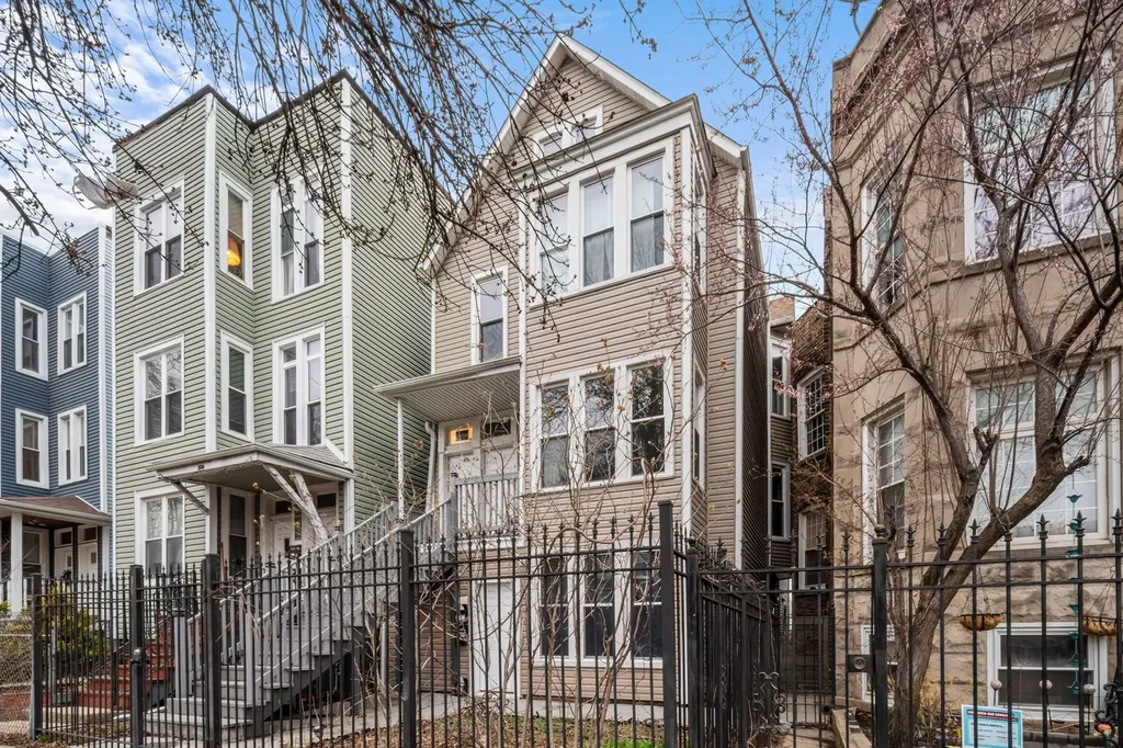 3646 West Wabansia Avenue Chicago IL 60647