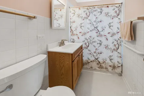 15742 Le Claire Avenue Oak Forest IL 60452