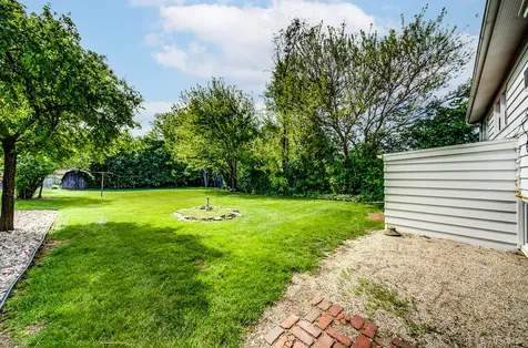 15742 Le Claire Avenue Oak Forest IL 60452