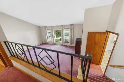 15742 Le Claire Avenue Oak Forest IL 60452